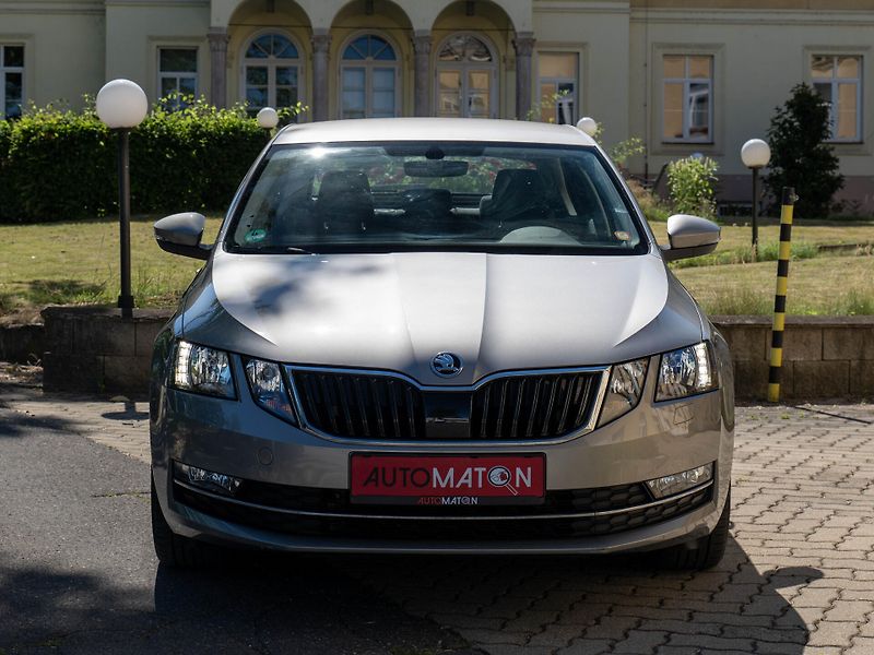 Škoda Octavia - fotka 2 z 28