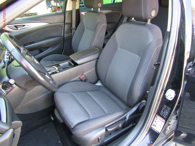 Opel Insignia (2019) 1.6 CDTi, servis.kniha, AT - fotka 9 z 21