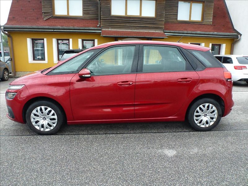 Citroën C4 Picasso 1,2 PureTech 110 MAN  SpaceTou - fotka 13 z 51