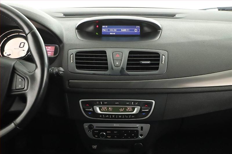 Renault Mégane (2014) 1.6 16V, LPG, po STK, Tažné - fotka 9 z 13