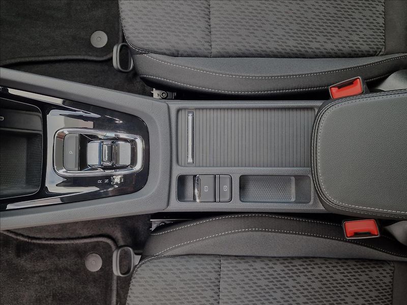 Škoda Octavia 2.0TDI DSG Style,ČR,1.Majitel - fotka 36 z 50