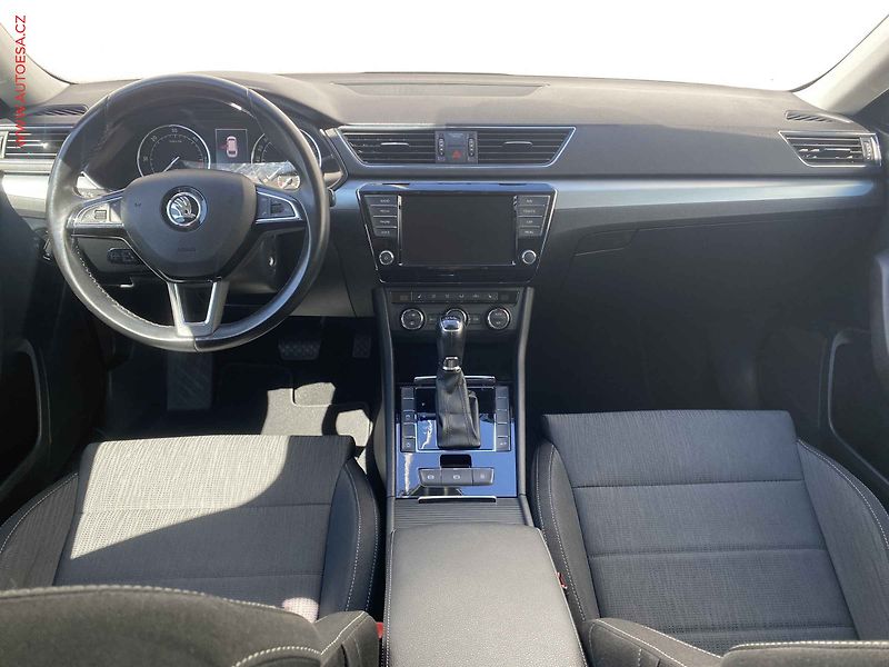 Škoda Superb (2016) 2.0 TDi, Style, DSG - fotka 8 z 18