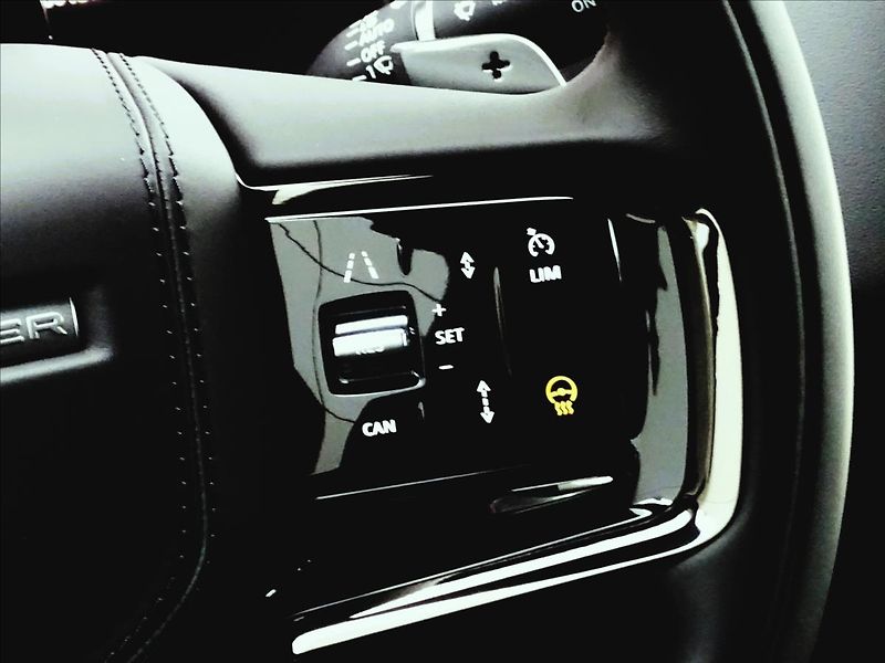 Land Rover Range Rover Sport (2026) 3,0 P550e AUTOBIOGRAPHY PHEV - fotka 13 z 29