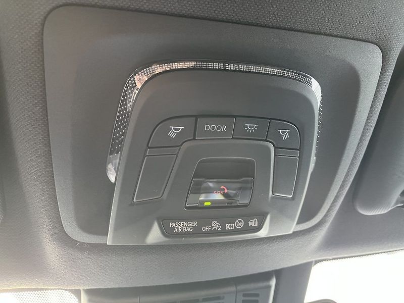 Toyota C-HR 1,8 HEV Style - fotka 24 z 27