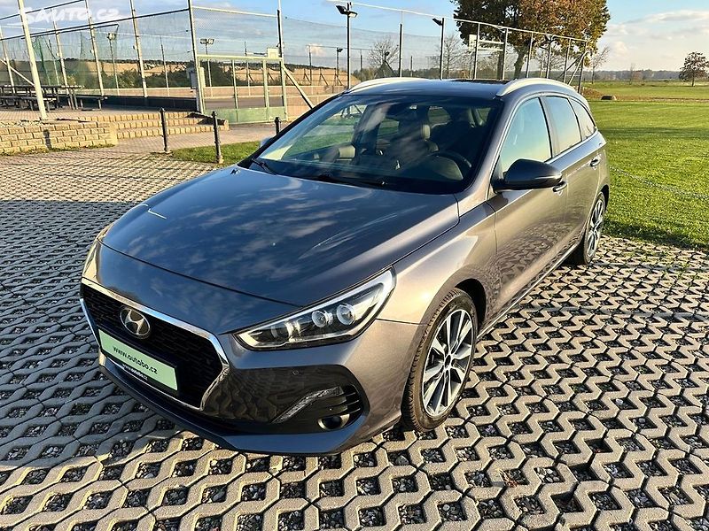 Hyundai i30 1.6 CRDI, 100 kW, Premium, aut - fotka 1 z 20