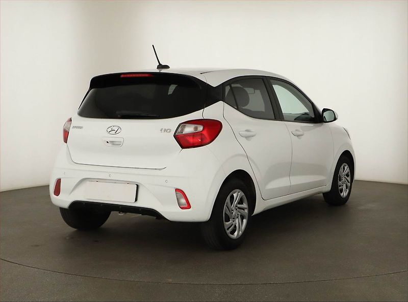 Hyundai i10 (2022) 1.0, Automat, ČR,1.maj - fotka 5 z 13