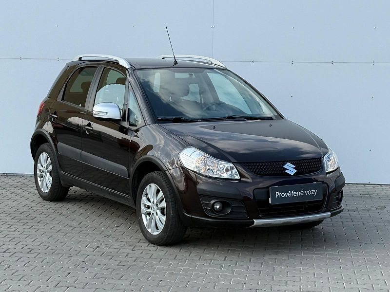 Suzuki SX4 1.6 VVT GLX 4x4 NAVI SE - fotka 6 z 30