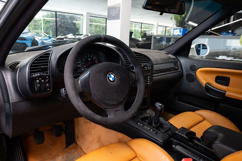 BMW M3 E36 Manuál - fotka 5 z 19