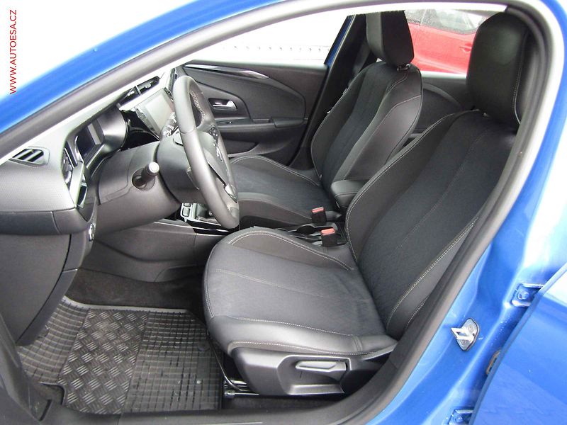 Opel Corsa (2023) 1.2 T, 1.maj,ČR, servis - fotka 9 z 18
