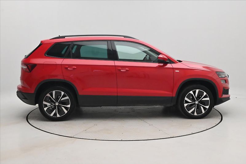 Škoda Karoq 2,0 TDI 110 kW DSG 4X4 TOUR Zá - fotka 4 z 33