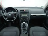 Škoda Octavia (2006) 2.0FSi, autoAC - náhled 8