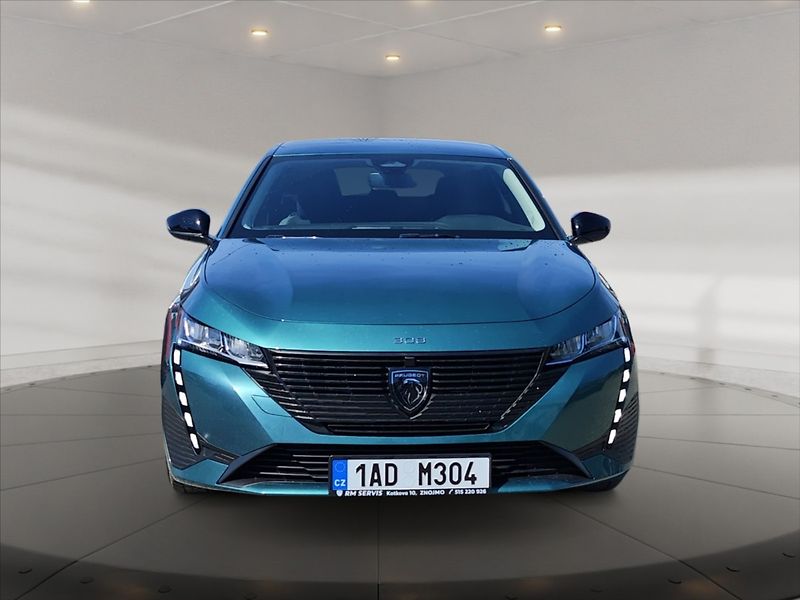 Peugeot 308 1,2 PT 130 ACTIVE - fotka 2 z 11