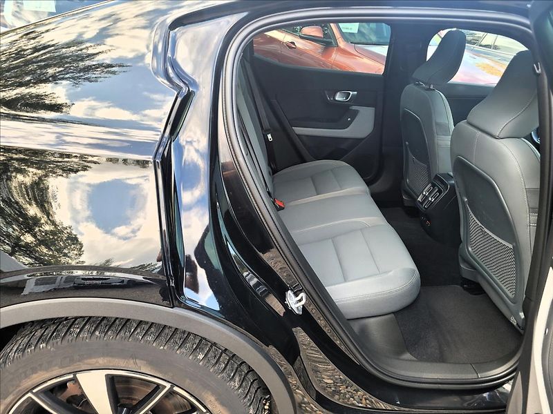 Polestar 2 0,0 zálohováno      300kw,AWD, - fotka 18 z 50