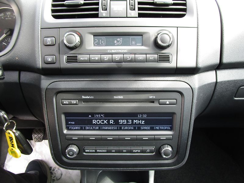 Škoda Roomster 1,6TDI-77KW- NOVÁ STK - fotka 18 z 25