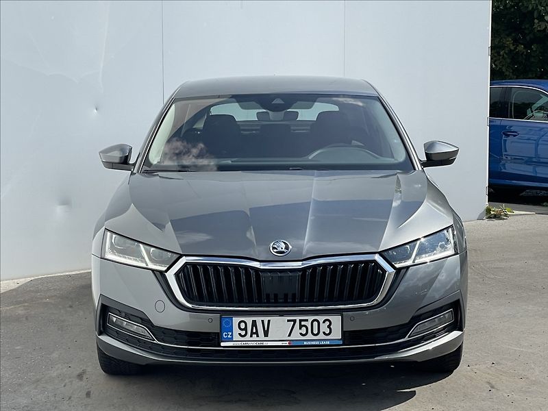 Škoda Octavia 2,0 TDI DSG Style Plus NAVI - fotka 22 z 24