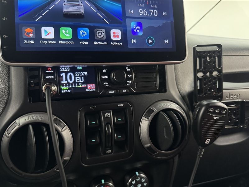 Jeep Wrangler 3,6 209kW AT PENTASTAR SERVIS - fotka 18 z 44
