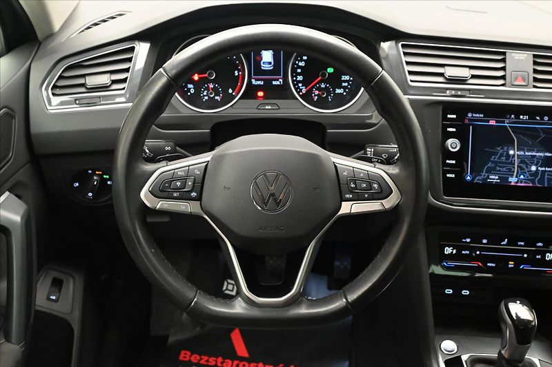 Volkswagen Tiguan 2,0 TDI 110 kW DSG Life Záruka - fotka 18 z 33