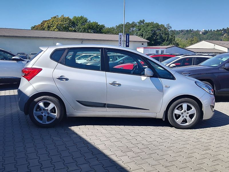 Hyundai ix20 1.4 CRDi/66kW Comfort - fotka 4 z 29
