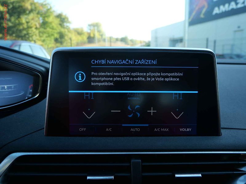 Peugeot 5008 (2019) 1.5 HDi, 1.maj,ČR, Allure - fotka 17 z 25
