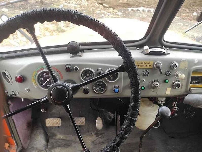 Hanomag AL-28 4×4 ExpedIce na TipCars.