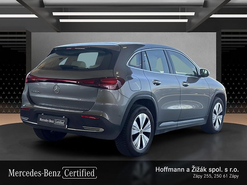 Mercedes-Benz EQA 250+ - fotka 5 z 20