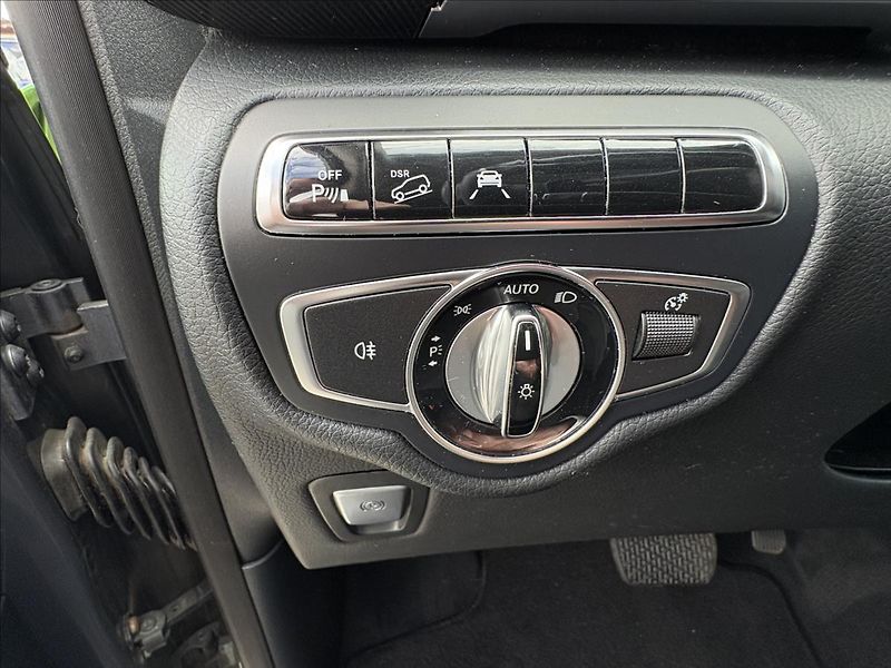 Mercedes-Benz Třídy V 2,2 250 CDi 4M,Led,Navi,Kamera - fotka 6 z 44