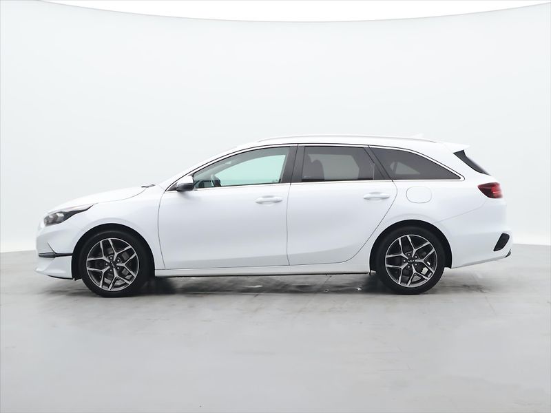 Kia Ceed SW 1,5 T-GDI 118kW TOP DCT CZ - fotka 4 z 30