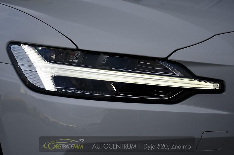 Volvo V60 2,0 T6 186kW PHEV TWIN ENGINE - fotka 50 z 51