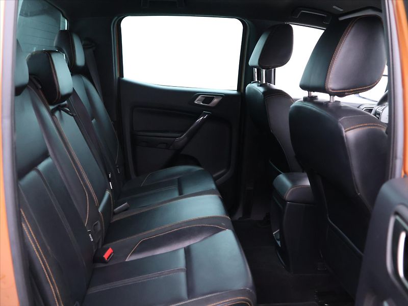 Ford Ranger 3,2 TDCI 147kW Aut. Wildtrak - fotka 13 z 27