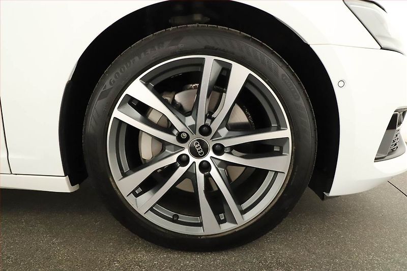 Audi A6 (2022) 45 TFSI - fotka 20 z 20