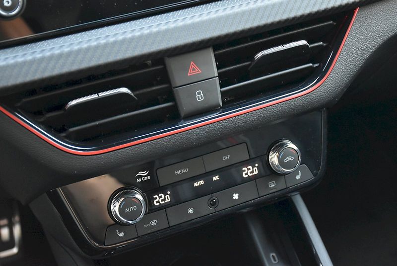 Škoda Kamiq (2026) Monte Carlo 1,0 TSI 85 kW 7-st - fotka 9 z 36