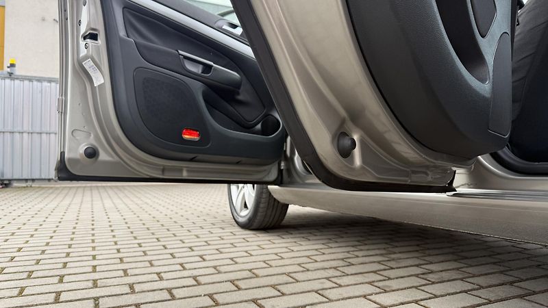 Škoda Octavia 1.6TDi*77kW*ELEGANCE*152TKM*1M - fotka 10 z 19