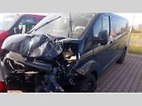 Nabouraný Ford Transit Custom je jen dva roky starý