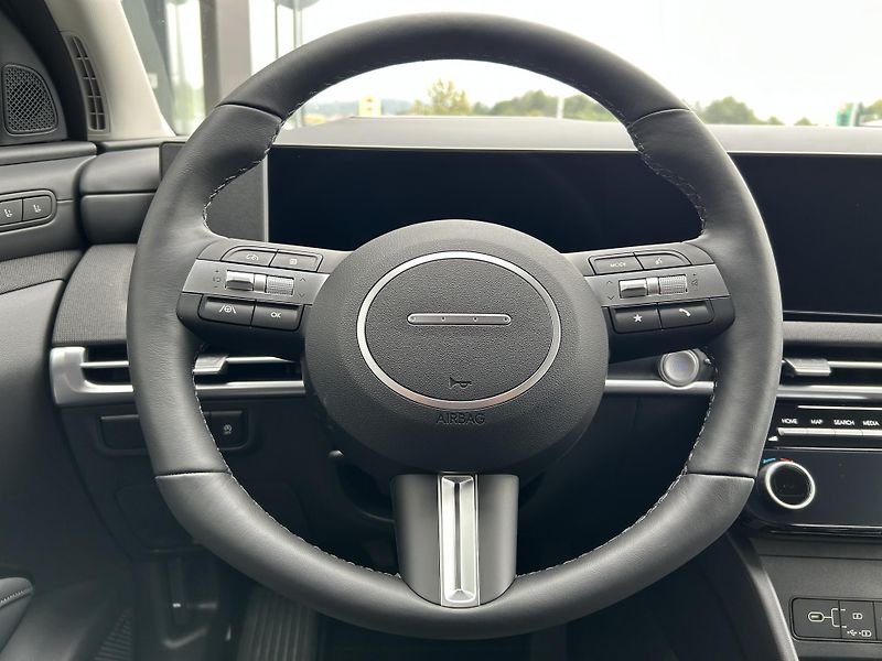 Hyundai Tucson 25 1,6 T-GDI MT PREMIUM LUXURY - fotka 23 z 39