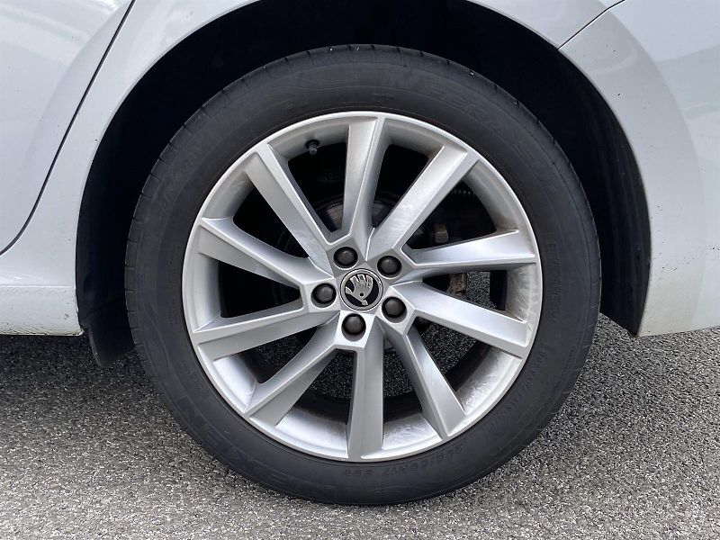 Škoda Scala (2020) 1.6 TDI Style Extra - fotka 30 z 34