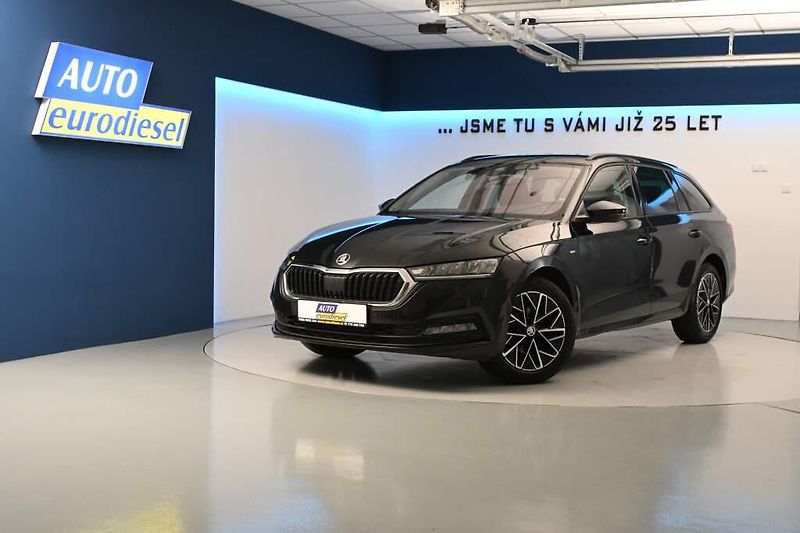 Škoda Octavia (2021) 2.0 LED CLEVER Virtual Tažné K - fotka 2 z 35