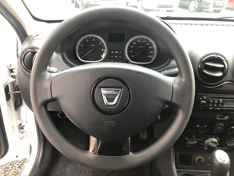 Dacia Duster (2010) 1.6 16 V Top Stav Klima - fotka 9 z 25