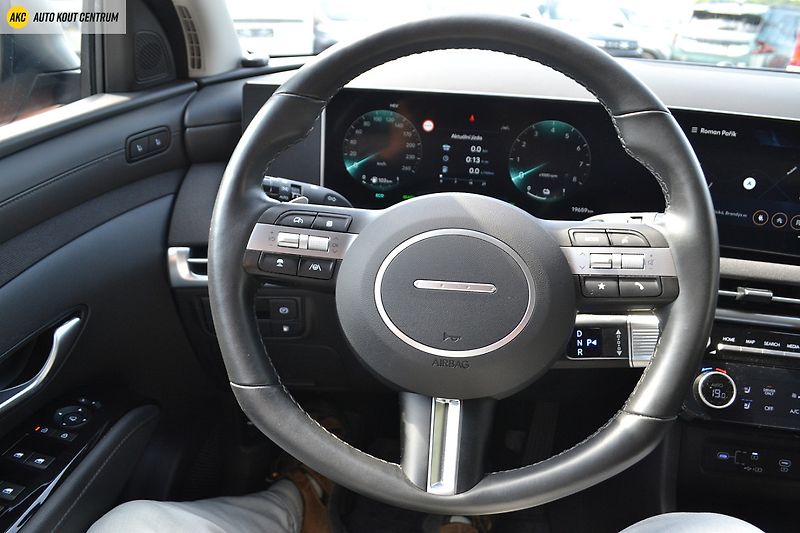 Hyundai Tucson 1,6 T-GDI PHEV 4WD AT PREMIUM - fotka 47 z 69