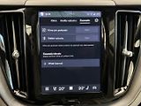 Volvo XC60 2.0  B4 4x4 PLUS  Black - náhled 24