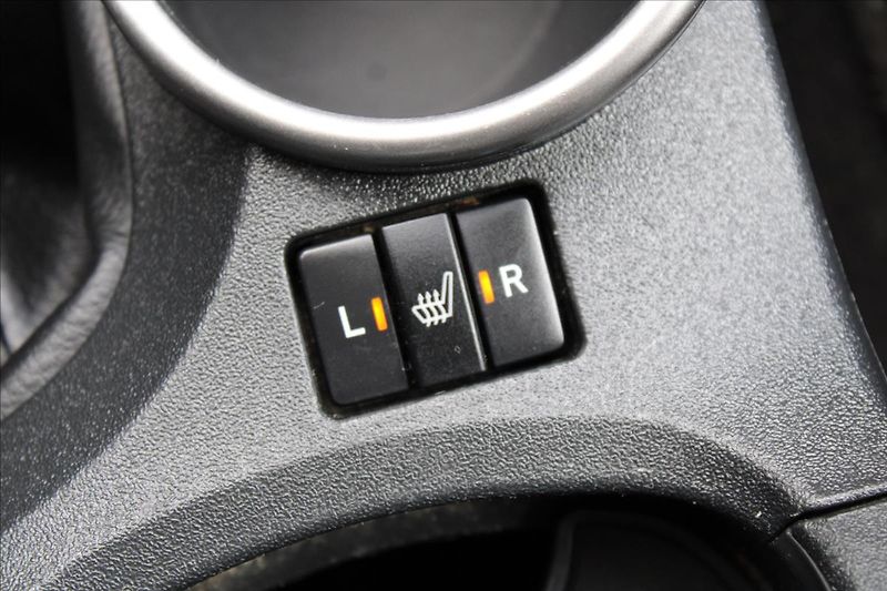 Toyota Verso 1,8 VVT-i  NOVÉ V ČR,1.MAJITEL - fotka 15 z 29