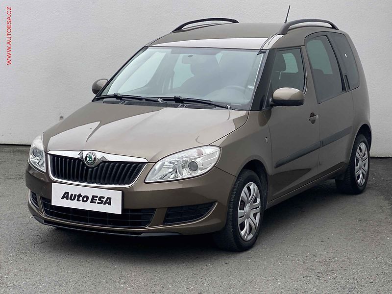 Škoda Roomster (2012) 1.2 TSi, Ambition, výhřev sed - fotka 3 z 15