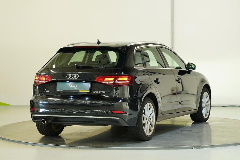 Audi A3 - fotka 2 z 28