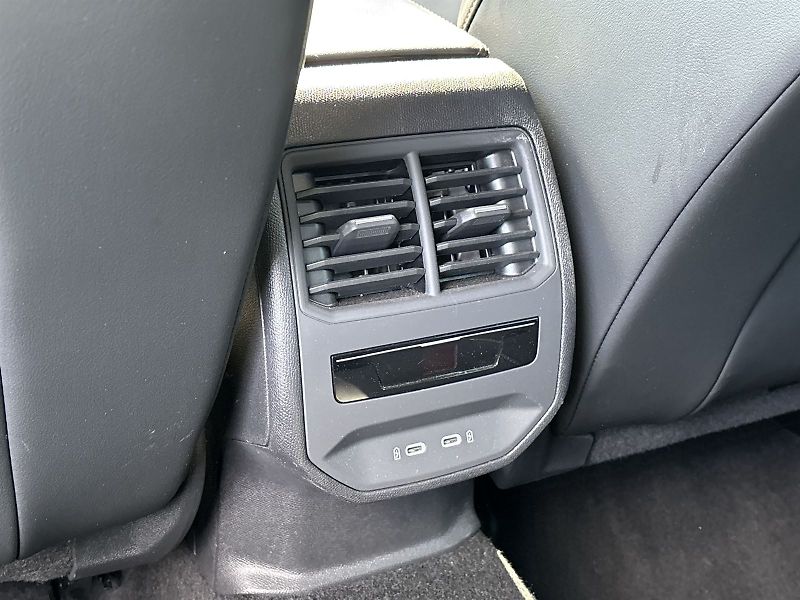 Cupra Formentor (2024) 1.5 TSI DSG - fotka 26 z 30