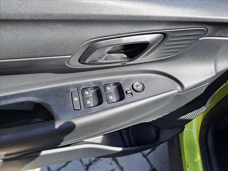 Hyundai Bayon (2026) 1,0   1,0 TGDI DCT WAVE - fotka 7 z 11