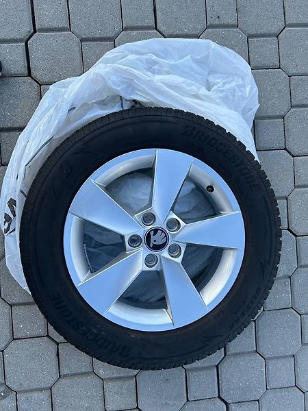 Škoda Fabia Monte Carlo 6MP 1,0TSI - fotka 24 z 24