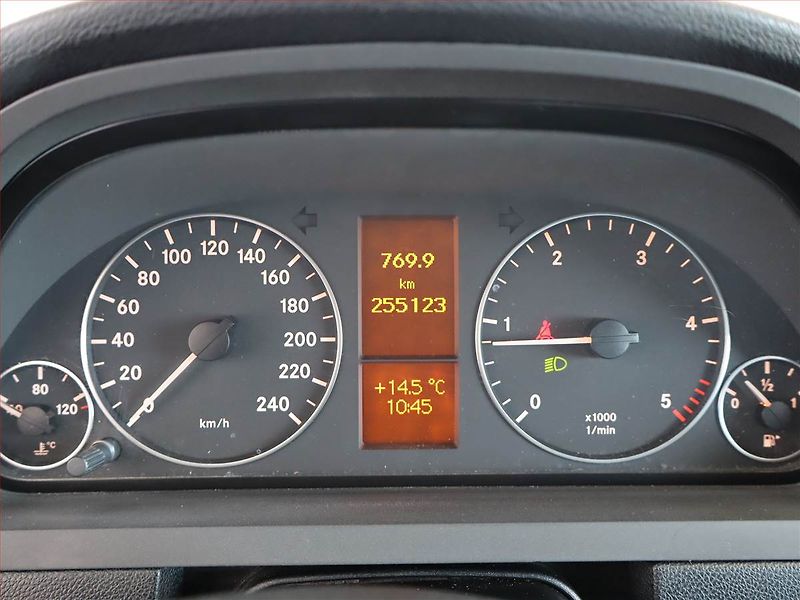 Mercedes-Benz Třídy A (2009) A 180 CDI , nová STK - fotka 11 z 16