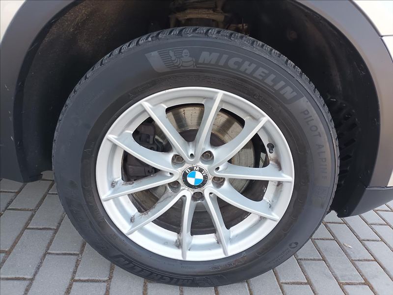 BMW X3 2,0 d,xDrive,KŮŽE,NAVI,TAŽNÉ - fotka 25 z 41