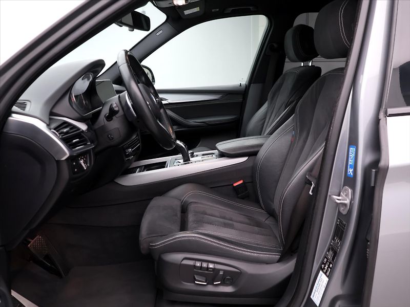 BMW X5 3,0 M50d 280kW xDrive Aut. CZ - fotka 12 z 36