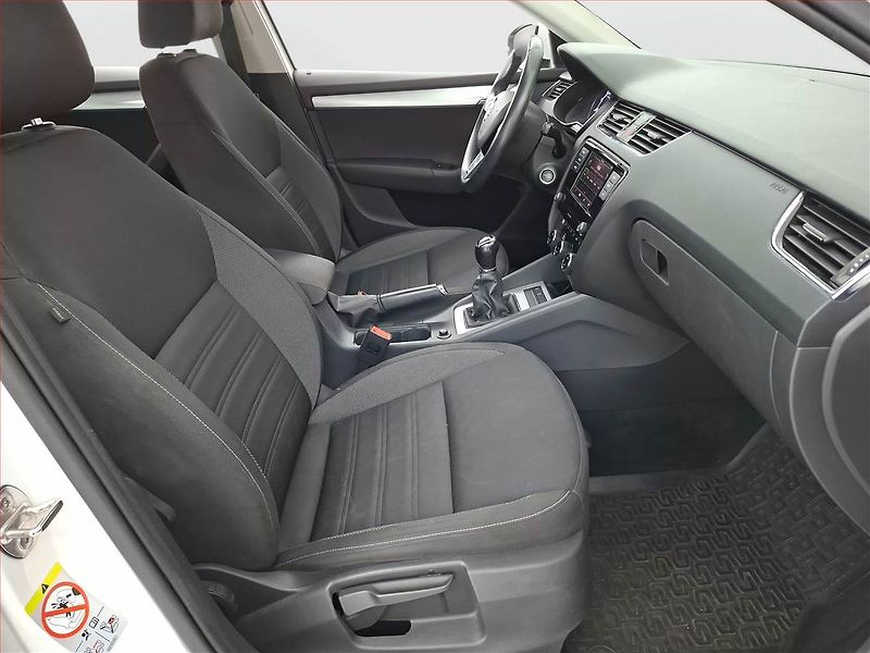 Škoda Octavia (2019) 1.4 TSI, Serv.kniha, Tempomat - fotka 9 z 18