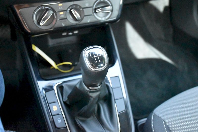 Škoda Fabia (2025) Selection 1.0 MPI 59kW - fotka 22 z 30